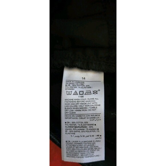 Old Navy Womens High Rise Wow HR Short Black Jack Jean Shorts Size 14 3" Plus Sz - Picture 7 of 12